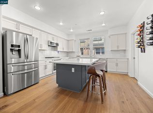 1147 Martin Luther King Dr, Hayward, CA 94541