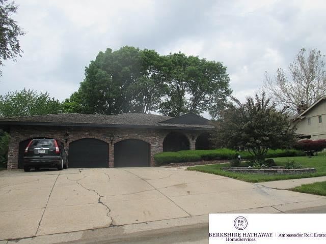 1st image of 5504 S 124th St