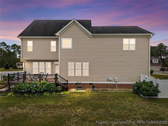 2nd image of 335 Lancelot Ct