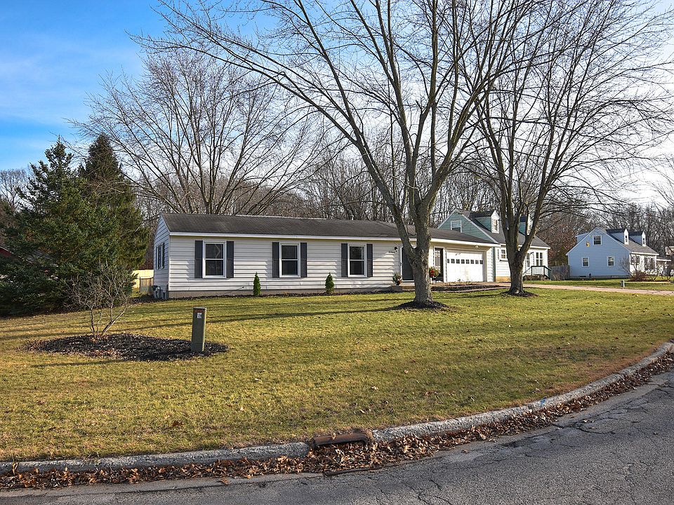 1st image of 10944 Deerwood Dr SE