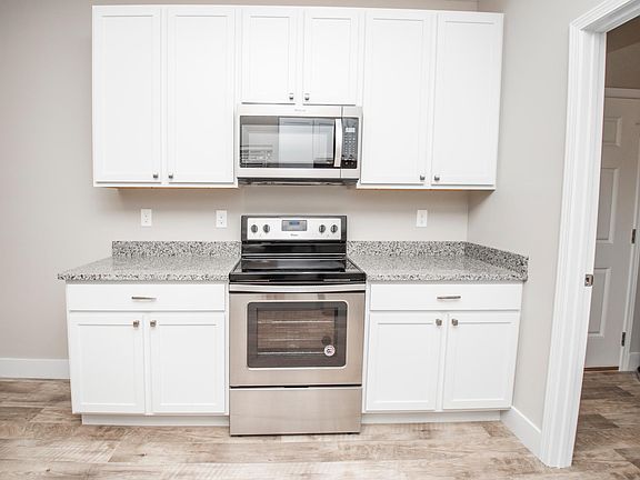 3rd image of 735 Sundial Way