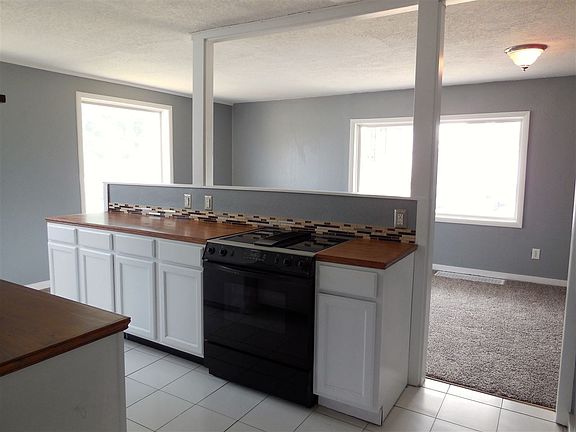 5th image of 543 E North Ave