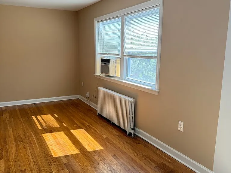 4108, 40th St, 4013 38th St. DWG LLC — Photo 10