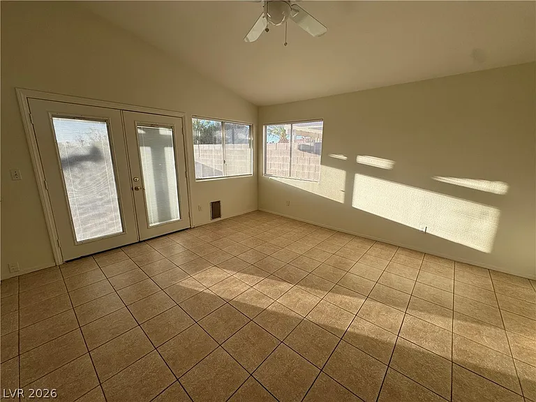 3932 Marble Mountain St — Photo 9