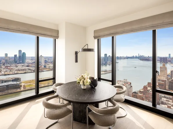 430 East 58th Street 42B image 2 of 22