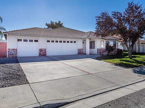 5th image of 1405 Lucerne Dr