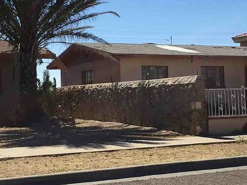 2nd image of 8320 Capitan Cir
