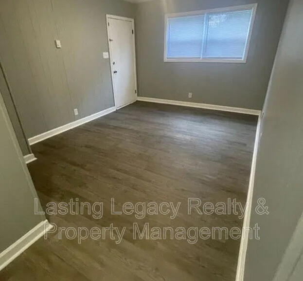 1134 Conley St #D — Photo 4