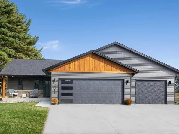 2017 Golden Gate WAY, Holmen, WI 54636