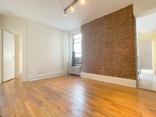 338 East 92nd Street image 1 of 9