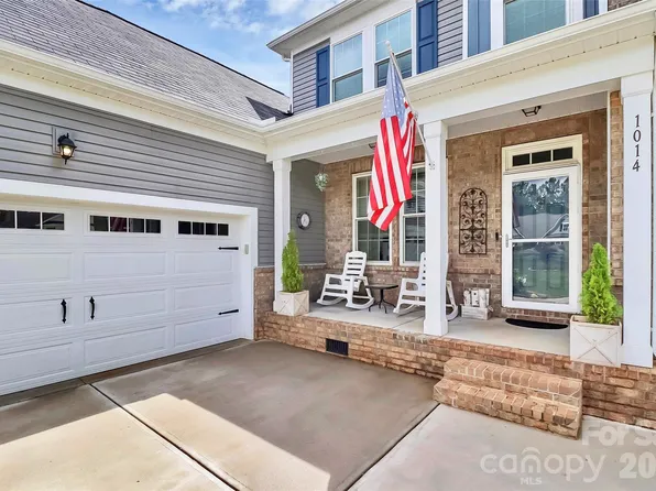 1014 Willow Grove Ln, York, SC 29745