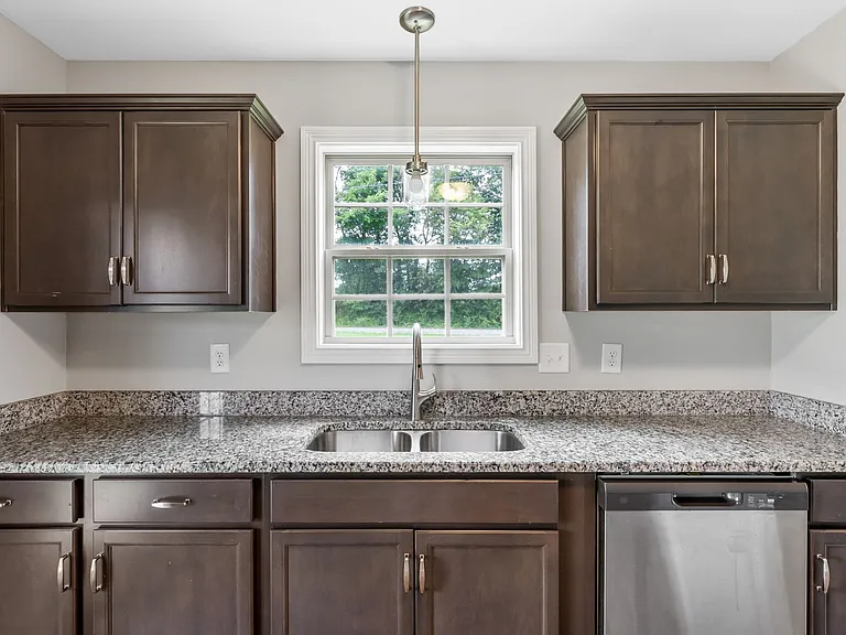 401 Irish Hills Dr — Photo 13