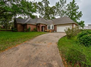 28110 Linda Ln, Tomball, TX 77375