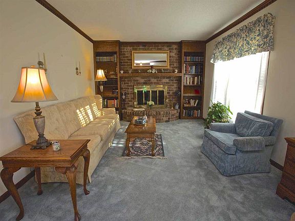 2nd image of 515 Meyers Dr
