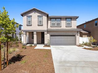 2544 Gunner Ridge Way, Rialto, CA 92377