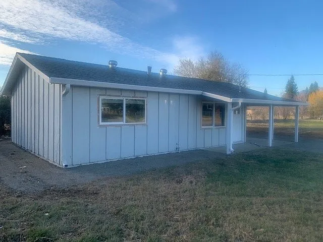 180 Channel Way — Photo 5