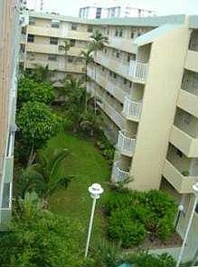 4th image of 1801 S Treasure Dr APT 507