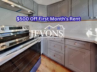 1722 E 56th St #2, Tacoma, WA 98404