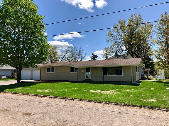 2nd image of 17 W Itasca St