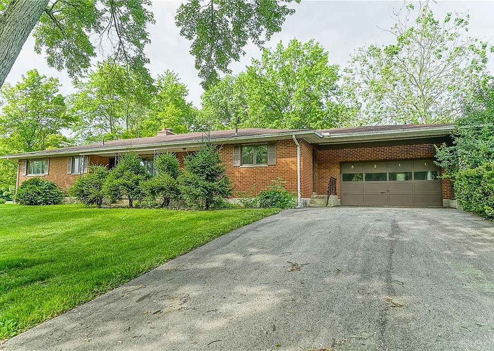 1st image of 3211 Boxwood Dr