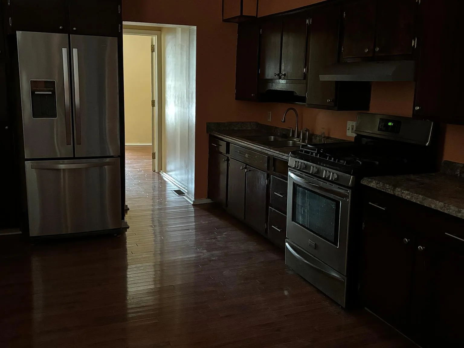 2 bed, $1,375 — Photo 4
