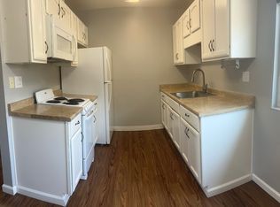 rh433SonomaAve, Santa Rosa, CA 95401