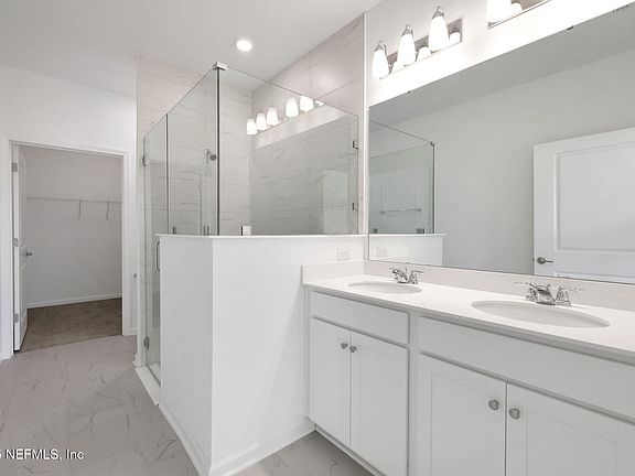5th image of 149 SILVER MYRTLE Court