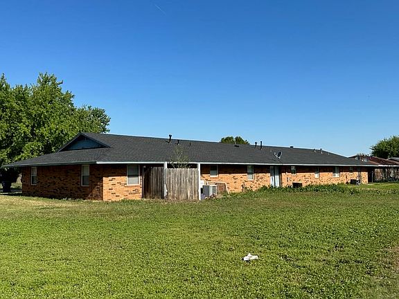 2nd image of 325 Dustin Dr