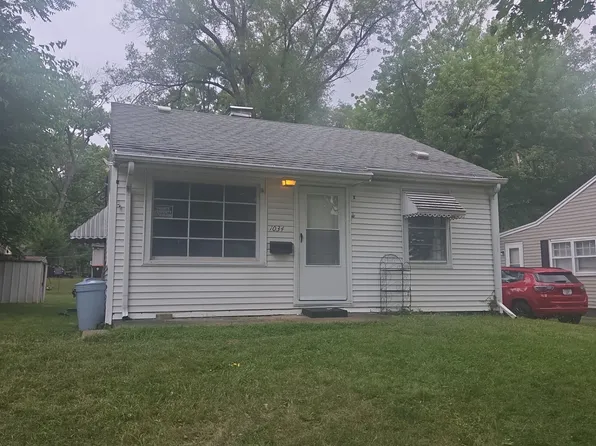 1034 S Tonti Cir, Peoria, IL 61605