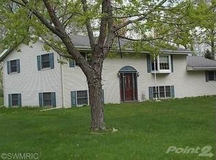 5510 Newton Ave, Coloma, MI 49038