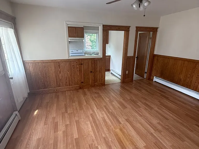 972 School St — Photo 26