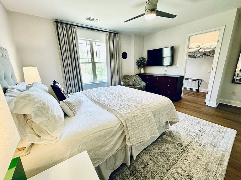 Primary Suite 2