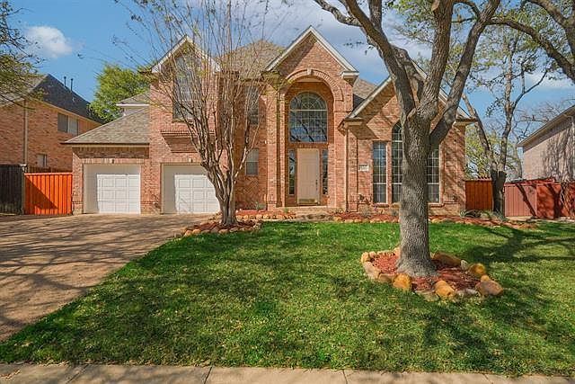1st image of 936 Fountain Head Ln