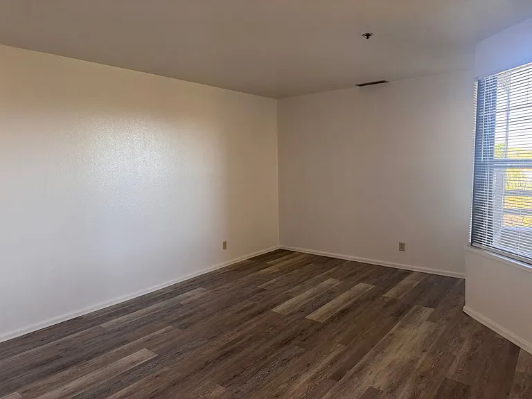 1111 Horizon Dr #506 — Photo 16