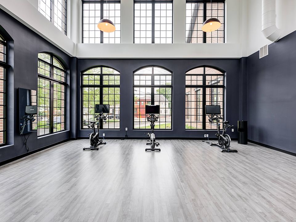 Interactive Fitness Studio