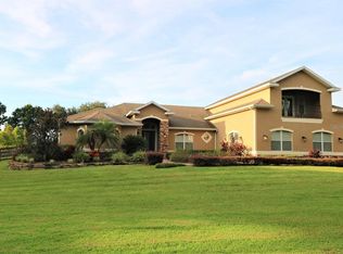 4520 Stone Wall Ln, Plant City, FL 33567