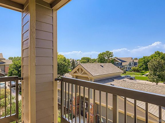 3rd image of 804 Summer Hawk Dr #10000-10304-1030