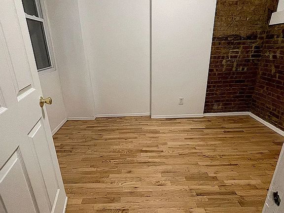 3rd image of 337 W 14th St APT 2