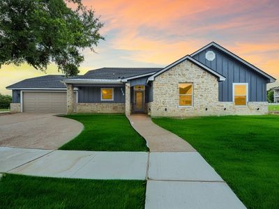 407 Charleston Park Dr, Woodway, TX, 76712