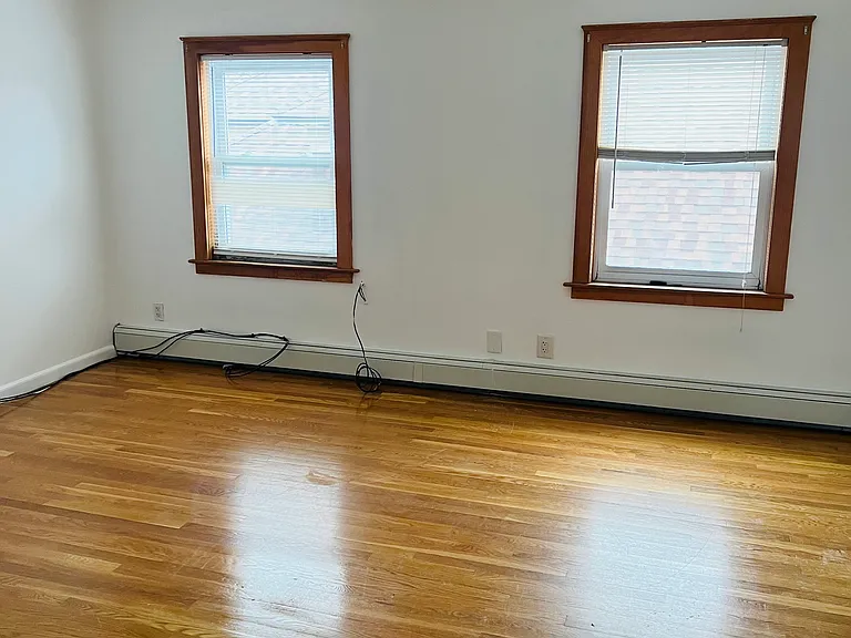 28 Pasadena Rd #3 — Photo 7