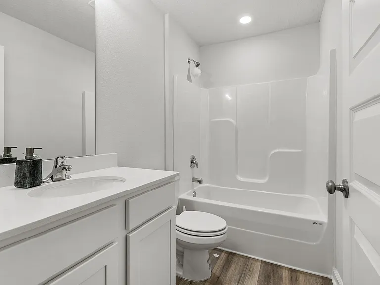 557 Mary Lou Way — Photo 7