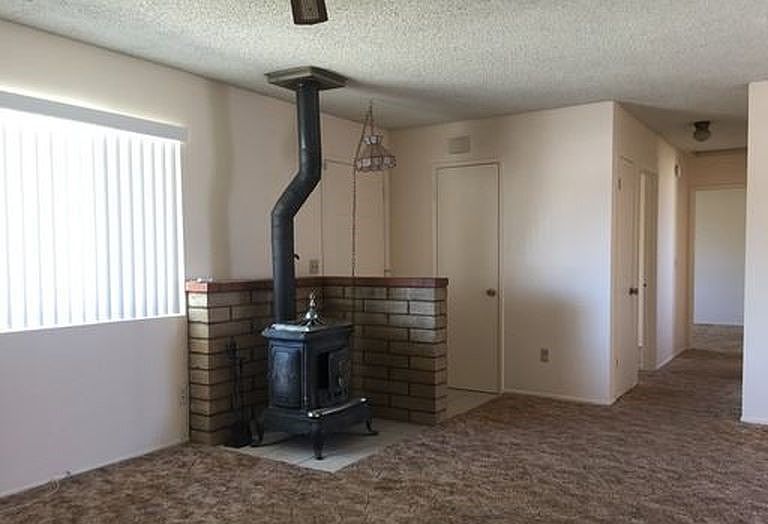 2nd image of 58801 Sunflower Dr