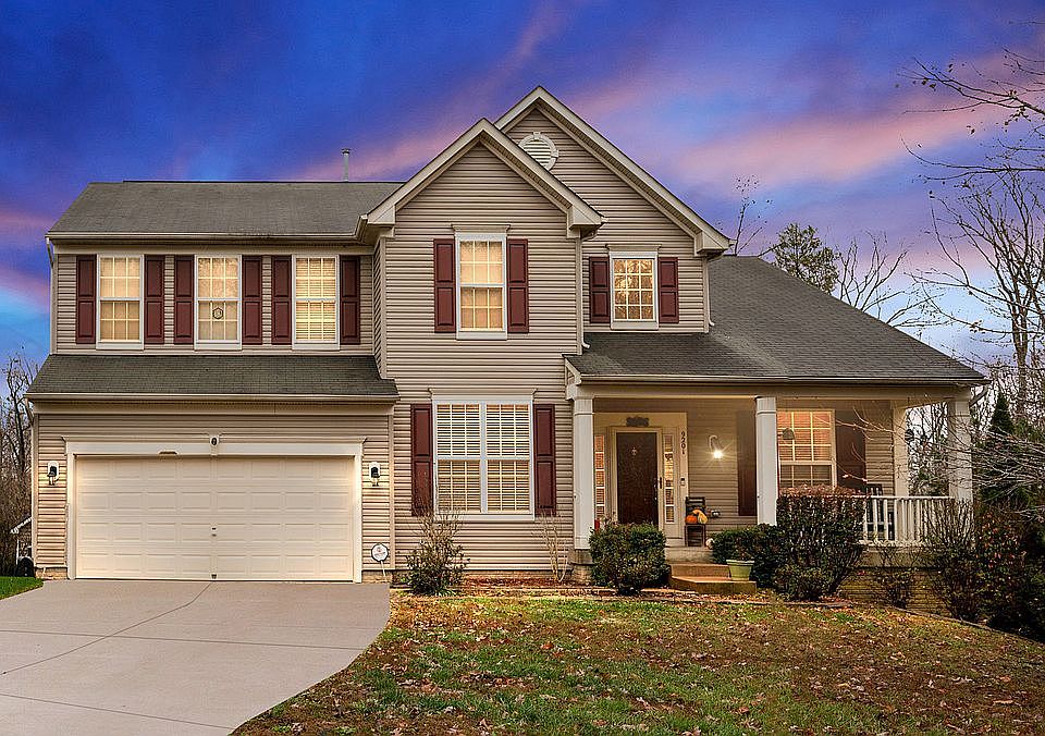 1st image of 9201 Holly Leaf Dr