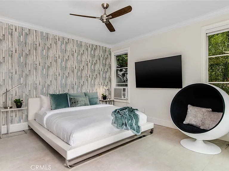 1756 Clear View Dr — Photo 56