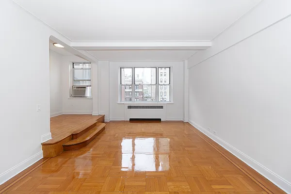 Rented by Oxford Property Group | media 6