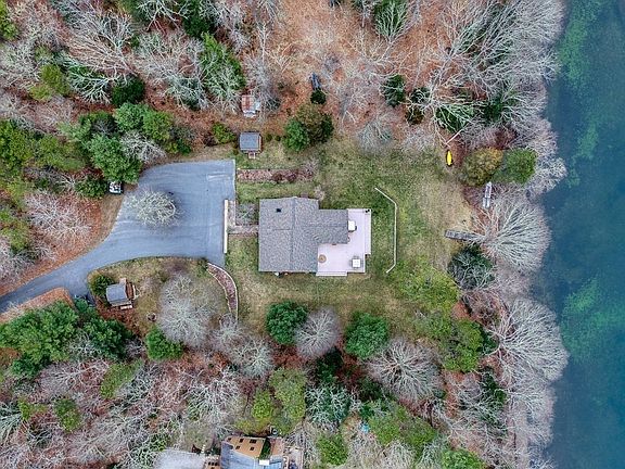 3rd image of 1216 Santuit Newtown Rd