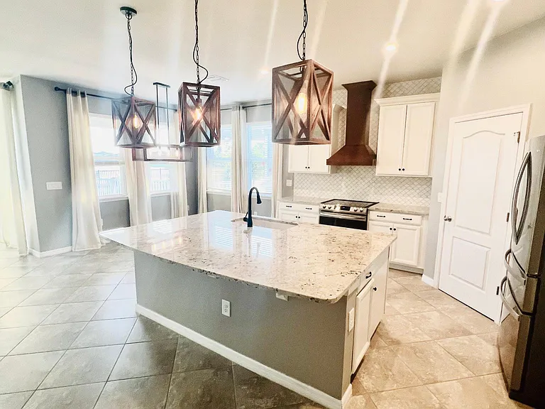 11321 Leland Groves Dr — Photo 12