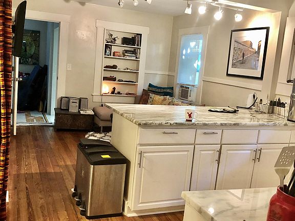 4th image of 431 S M St #3