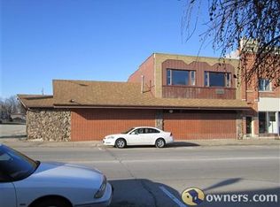 405 S Pearl St, New London, WI 54961