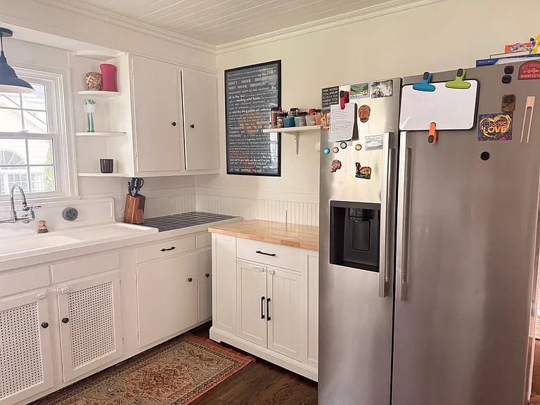 421 McCready Ave — Photo 6